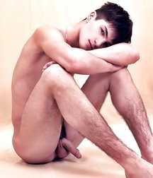 boys nude 5c3b9d418364b.jpg