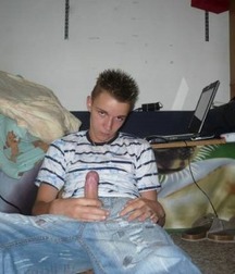 Boys with a boner 5c3cb156d8e80.jpg