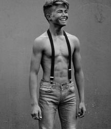 shirtless boys 5c3cd95710cb1.jpg