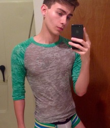 Hunks 5c3e3b94ca702.jpg
