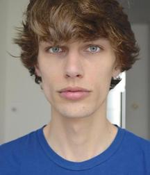 Hunks 5c3e3b9bd8191.jpg