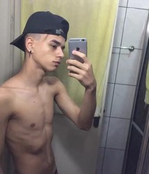 shirtless boys 5c403ba7b57a9.jpg
