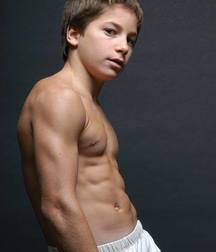 shirtless boys 5c41f5ebcc6eb.jpg
