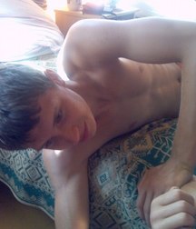 shirtless boys 5c42f29097d10.jpg