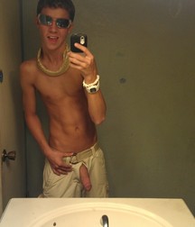 boys nude 5c44cd9f08a92.jpg