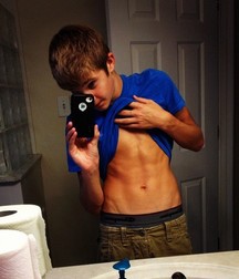Boys 5c45d13b40e25.jpg