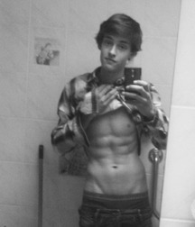 Boys 5c45d4dba1e35.jpg
