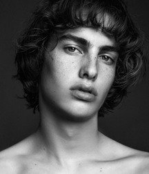 Boys 5c488f3d9f05e.jpg