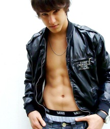 Boys 5c49f67010cdd.jpg