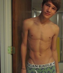 shirtless boys 5c4ccae20ff49.jpg