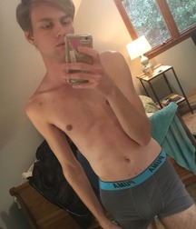 shirtless boys 5c4ccb128b623.jpg
