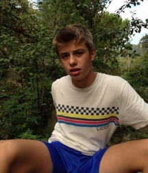 Boys 5c4d67165f8b8.jpg