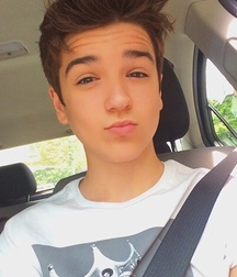 Boys 5c4d680be2721.jpg