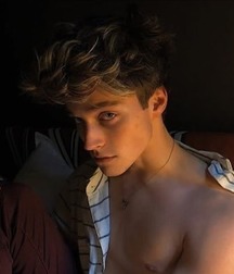 Boys 5c4f57cc5678d.jpg