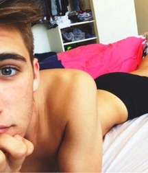 Boys 5c4f57f1f1b3e.jpg