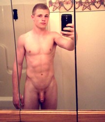 boys nude 5c50b05ba9f4a.jpg
