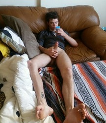 Boys with a boner 5c52db290ec1b.jpg