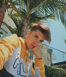 Boys 5c546cc01cfe4.jpg
