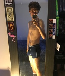 shirtless boys 5c556c94c5779.jpg