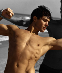 shirtless boys 5c556d98d4e8e.jpg