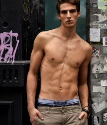 shirtless boys 5c572309cb716.png