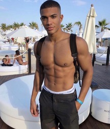 shirtless boys 5c57235099b46.jpg
