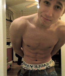 shirtless boys 5c5725103e076.jpg
