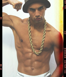 shirtless boys 5c5c047813c9c.jpg