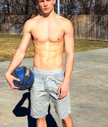 shirtless boys 5c5c0493028d5.jpg