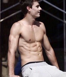 shirtless boys 5c5c04a64d9d4.jpg