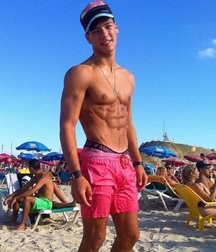 shirtless boys 5c5c055865adb.jpg