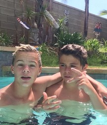 Boys 5c5da8a3c9b0e.jpg