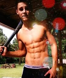 shirtless boys 5c5db835d74ad.jpg