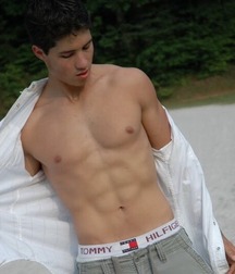shirtless boys 5c5ecb01edfd5.jpg