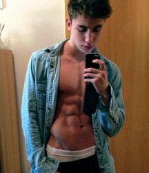 Boys 5c5f3cf847949.jpg