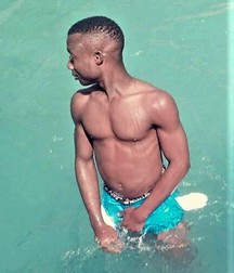 shirtless boys 5c5fe183571b6.jpg