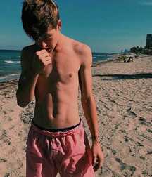 shirtless boys 5c5fe185daef1.jpg