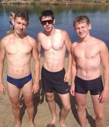 shirtless boys 5c61902d91e9b.jpg