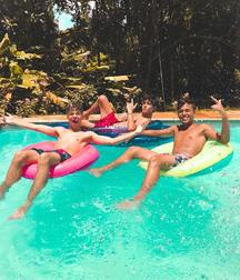 shirtless boys 5c619170682ee.jpg
