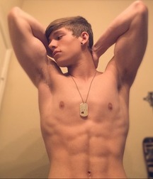 shirtless boys 5c64378215322.jpg