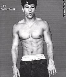 shirtless boys 5c64386815839.jpg