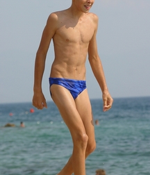 shirtless boys 5c6438b224a29.jpg