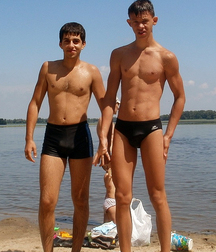 shirtless boys 5c6438fb24f47.jpg