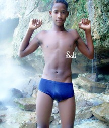 shirtless boys 5c643b0a51425.jpg