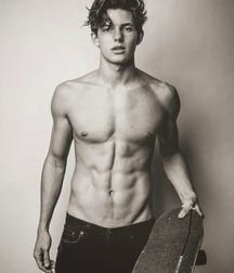 shirtless boys 5c653fe3dc695.jpg