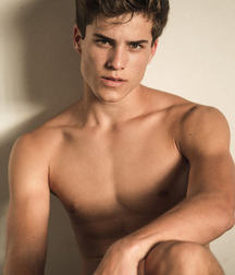 shirtless boys 5c654113d4dbf.jpg