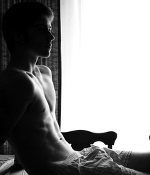 shirtless boys 5c67d2ca6e4bd.jpg