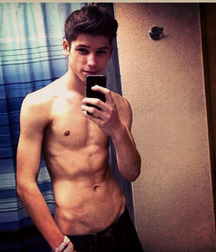 shirtless boys 5c67d686a6438.jpg