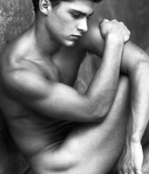 boys nude 5c67ff5f96e59.jpg