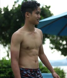 shirtless boys 5c6921775ac31.jpg